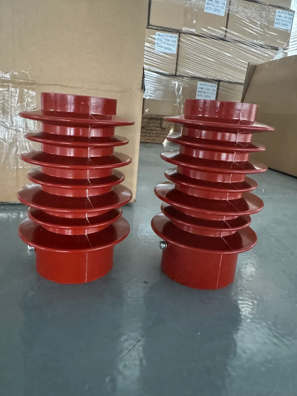 تابلو برق 12KV 17.5kv 24kv 36KV از قطعات عایق رزین اپوکسی استفاده می کند